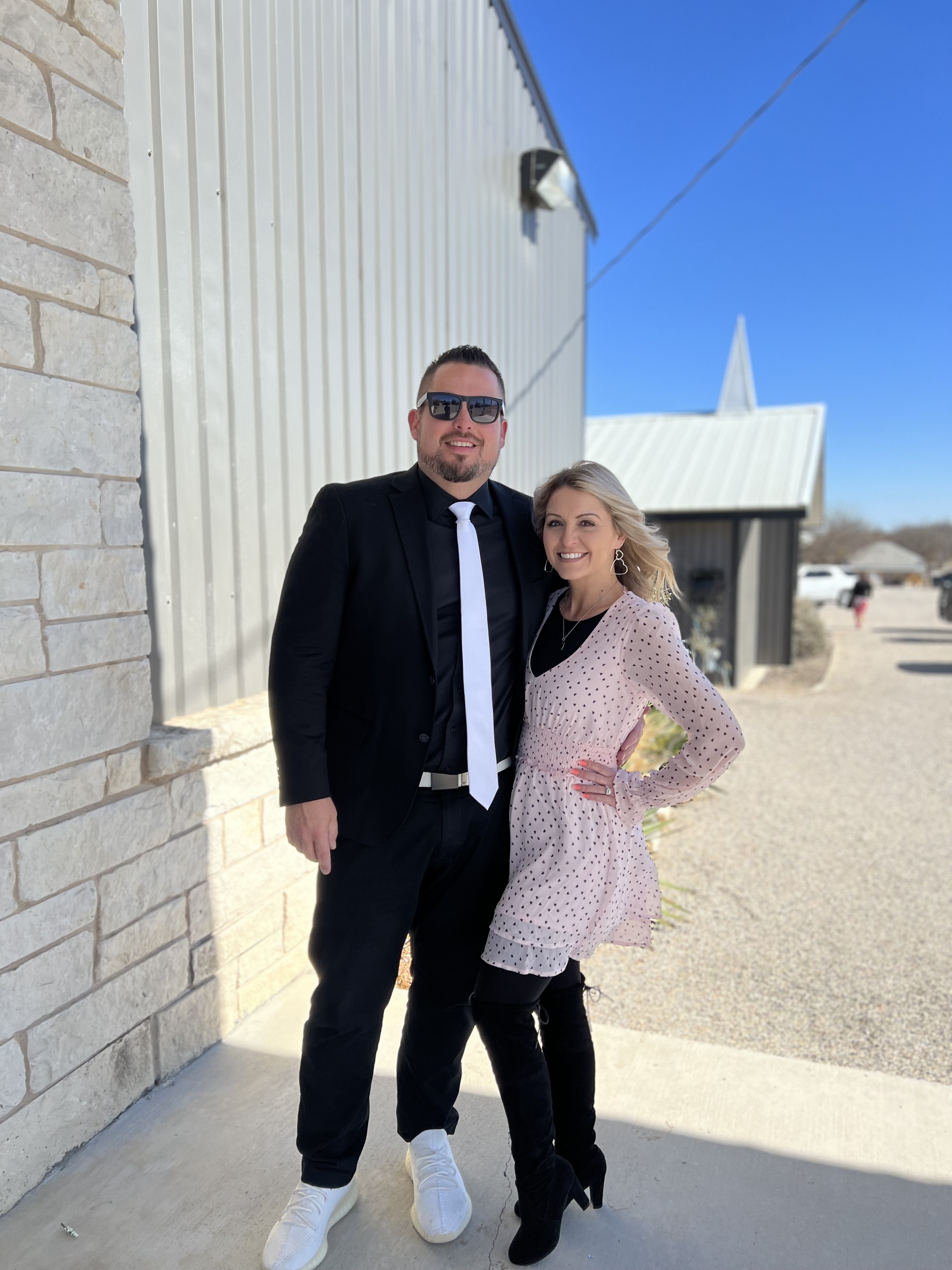 Zac and Tiffany Griffith – Senior Pastors