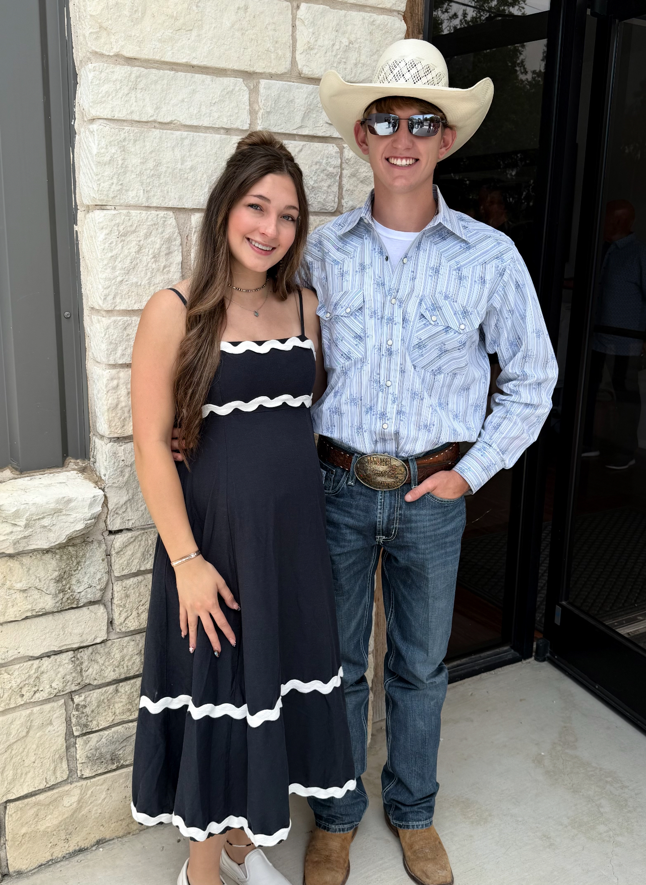 Lane and Brooklyn Cantrell – Associate Youth Pastors